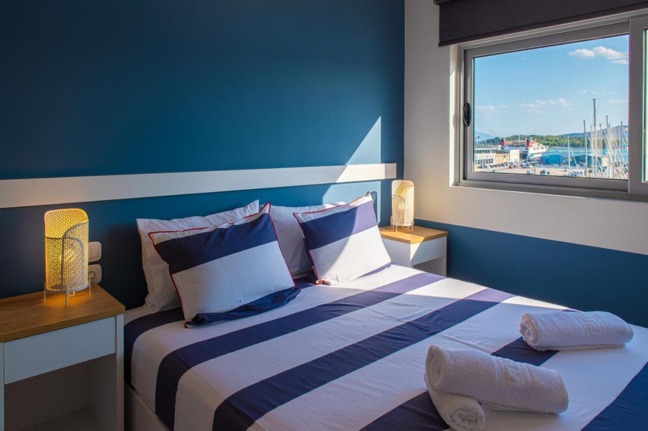 Central Marine Flat Волос Экстерьер фото